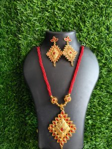 Barfi Set with earring